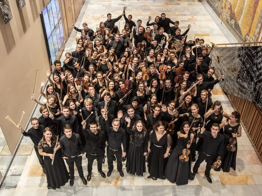 Самый молодой симфонический оркестр страны подарит два музыкальных вечера красноярцам в новом сезоне